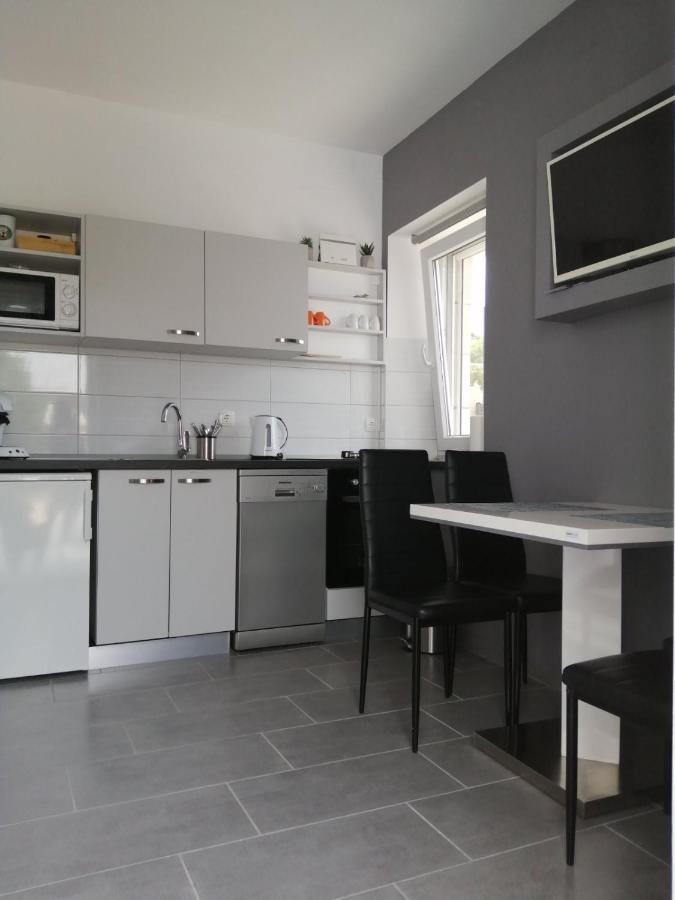 Apartment "Manna Zrnovo Exteriör bild