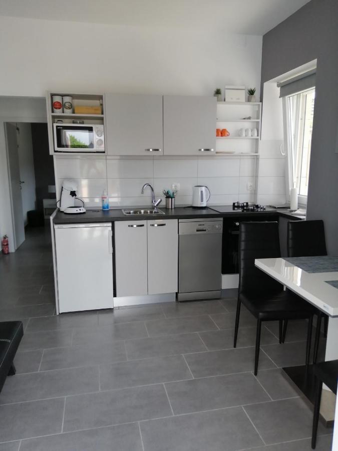 Apartment "Manna Zrnovo Exteriör bild